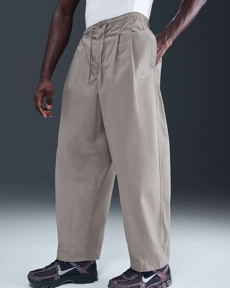 Nike Nike Club Men's Balloon Pants outlook