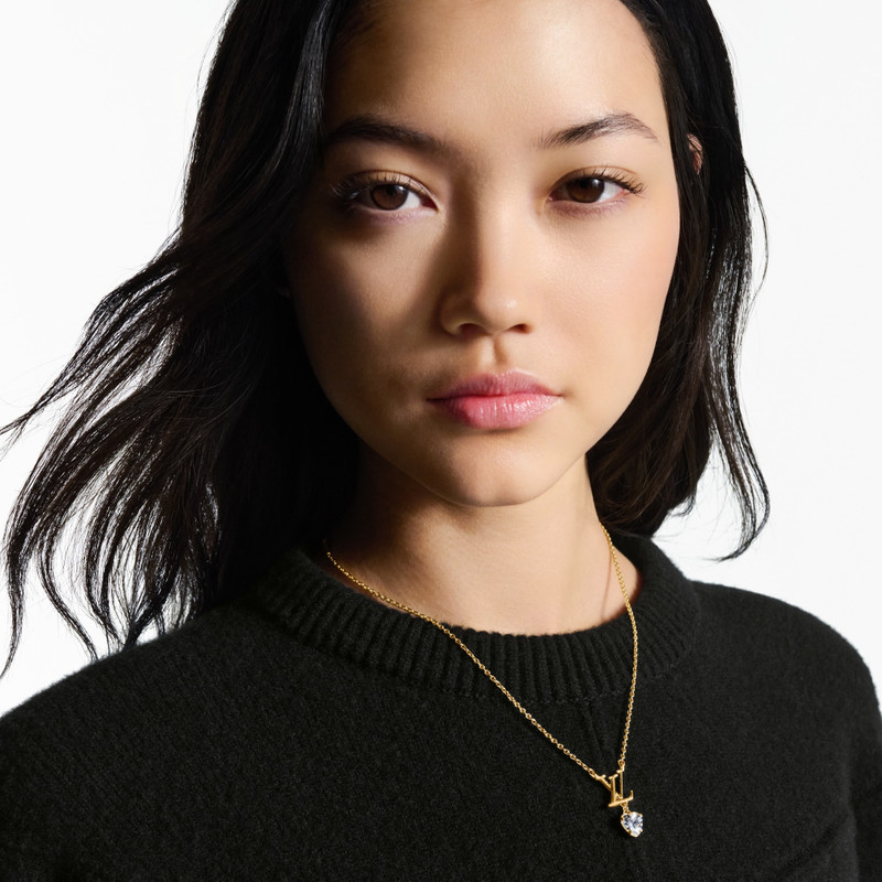 LV Iconic Heart Necklace 4