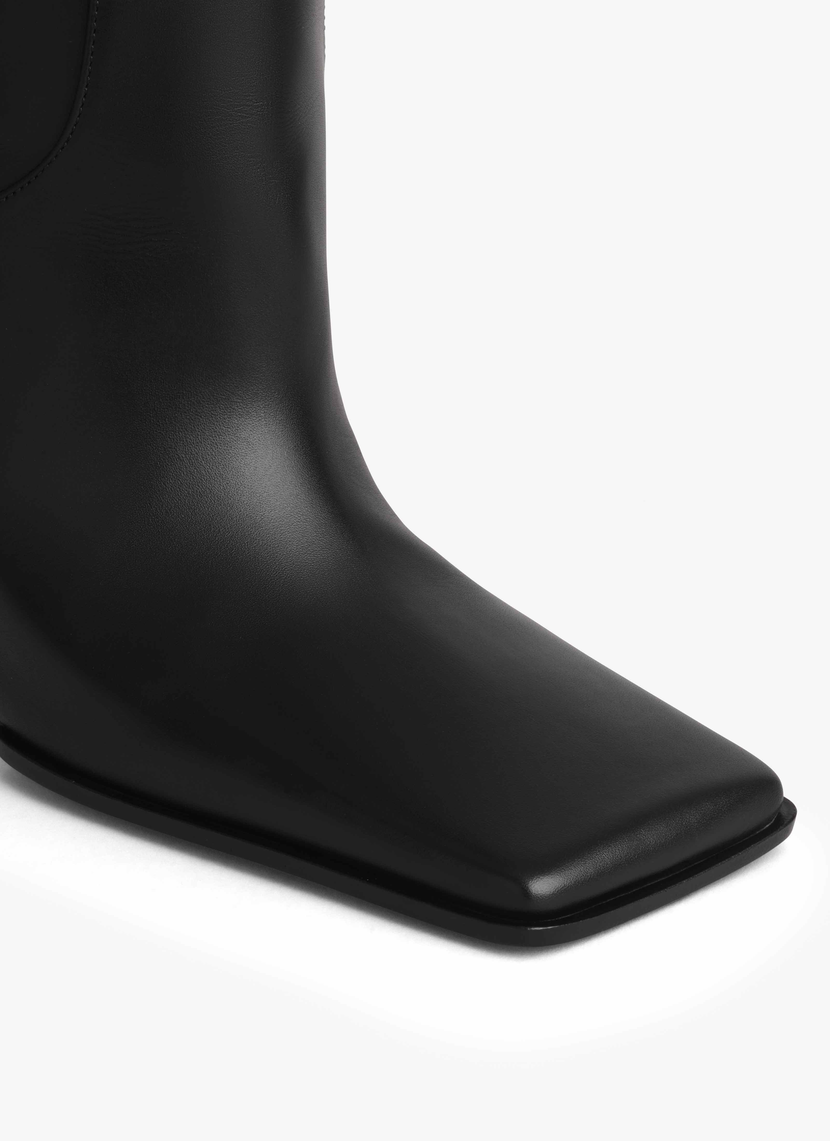 SQUARE KNEE BOOTS IN CALFSKIN - 4