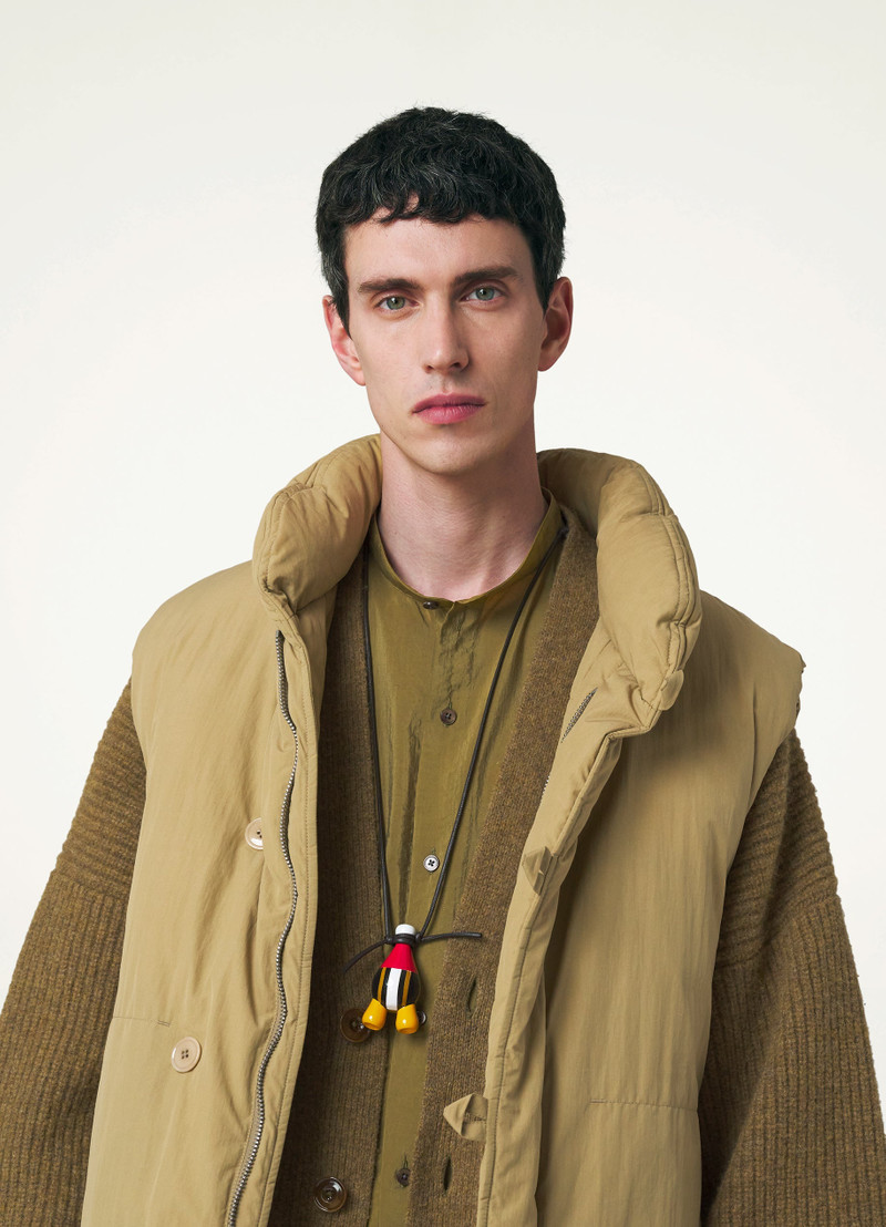 Lemaire GOLDFINCH BIRD CALL NECKLACE outlook