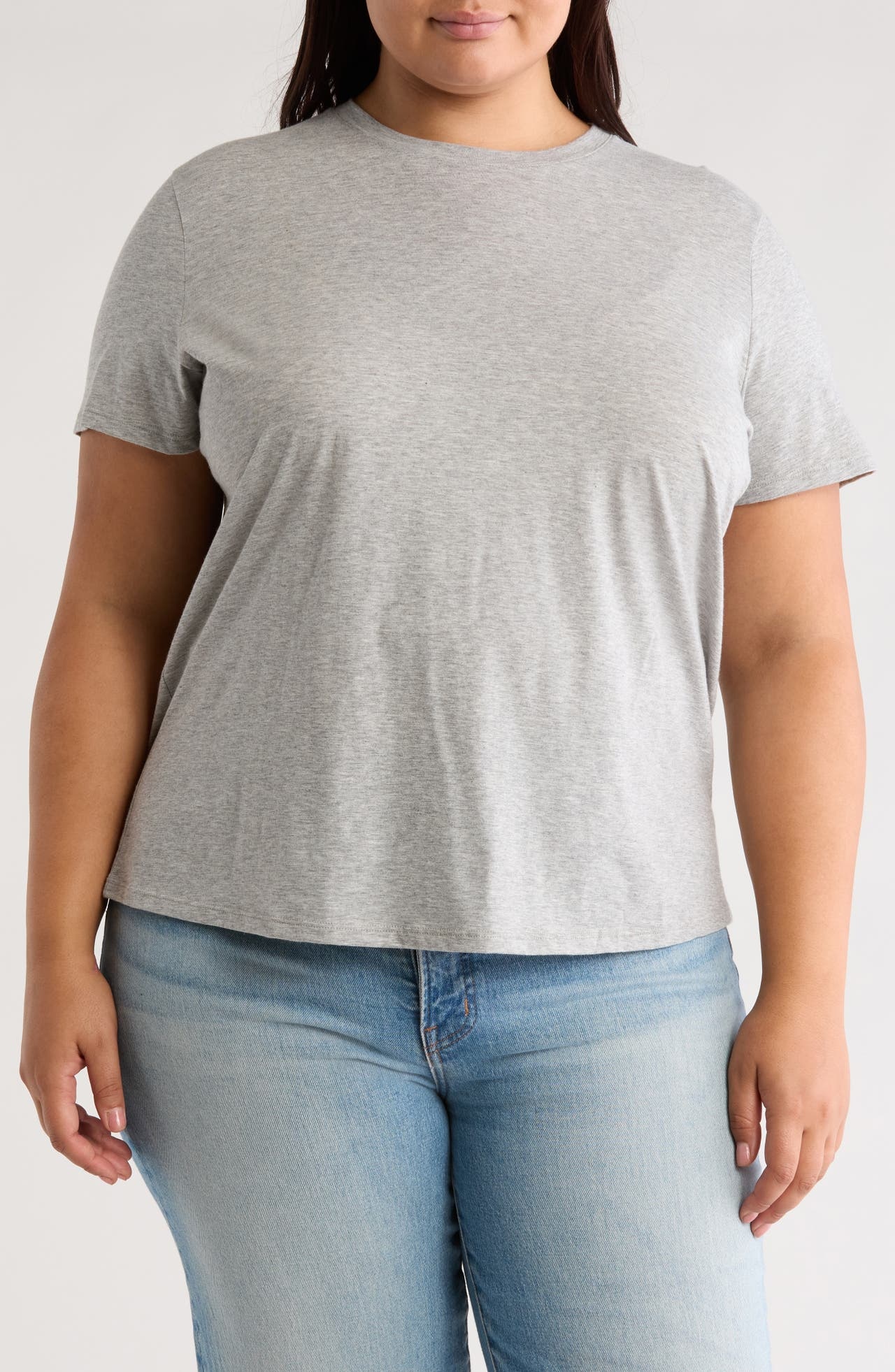 Vince Essential Crewneck Tee in Heather Grey at Nordstrom - 1