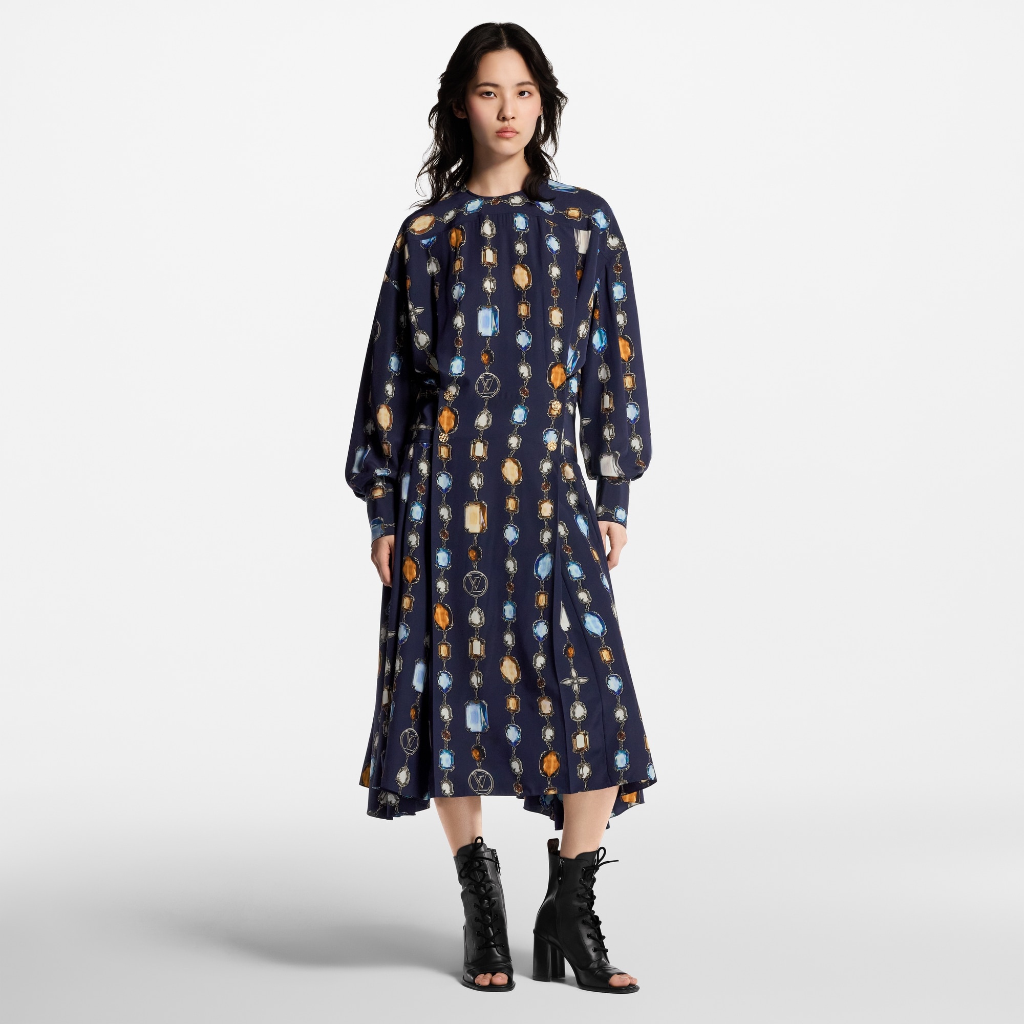 Long-Sleeved Necklace Dress - 6