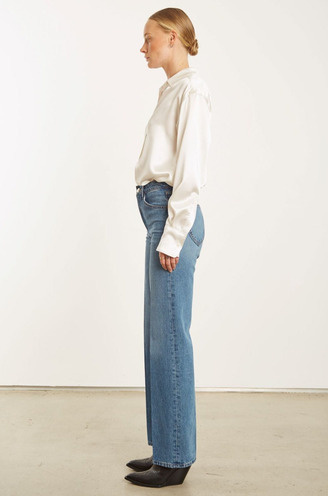 WHITE SILK SLIM BUTTON DOWN - 6