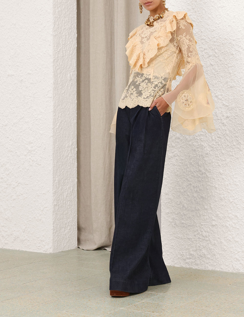 HYPNOTIC PATCHED LACE TOP - 3