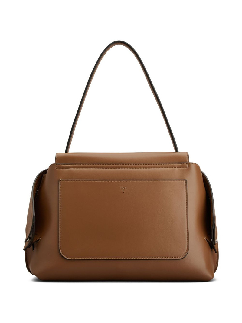 Tod's folded leather shoulder bag outlook