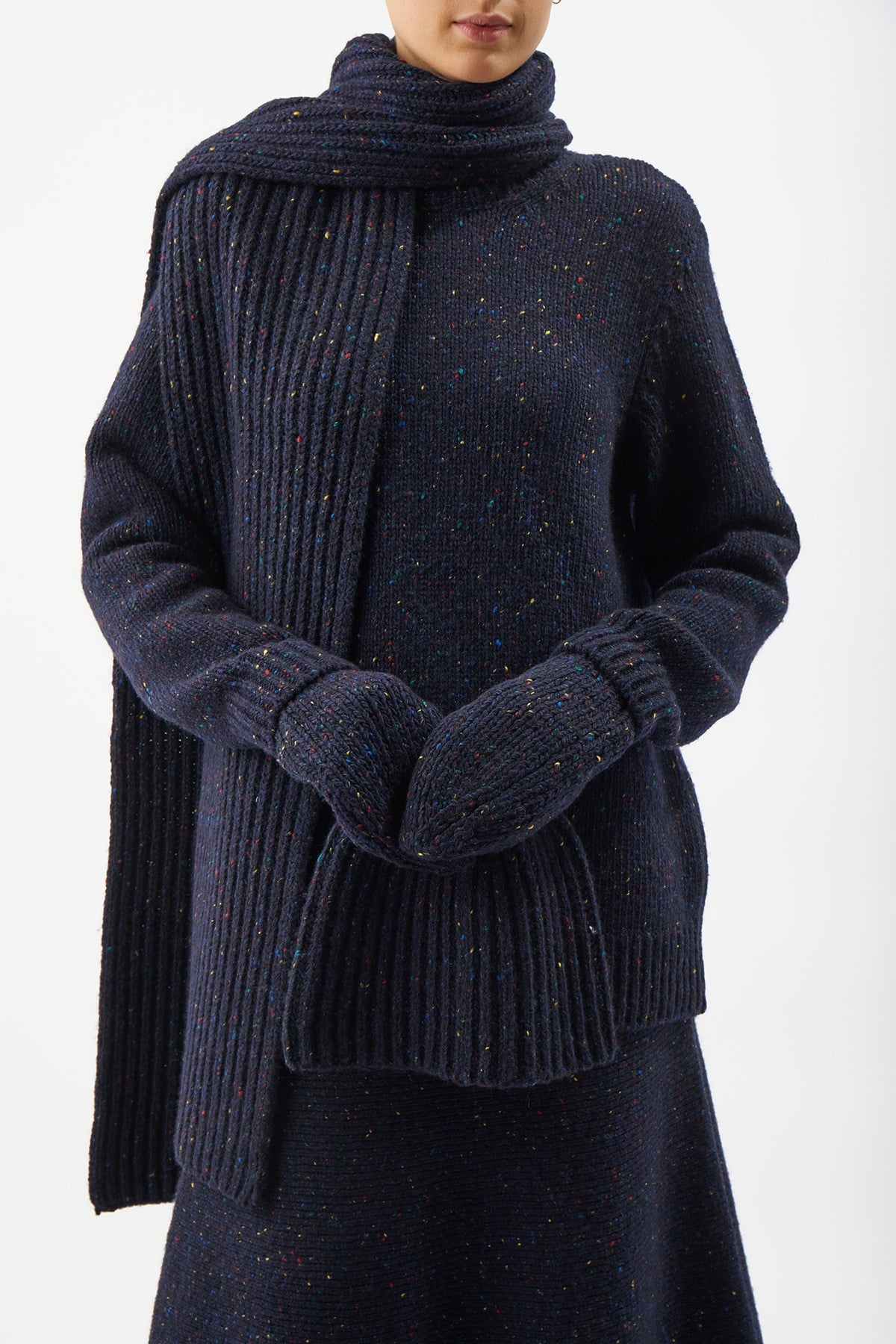 Ruben Scarf in Navy Speckle Cashmere - 3