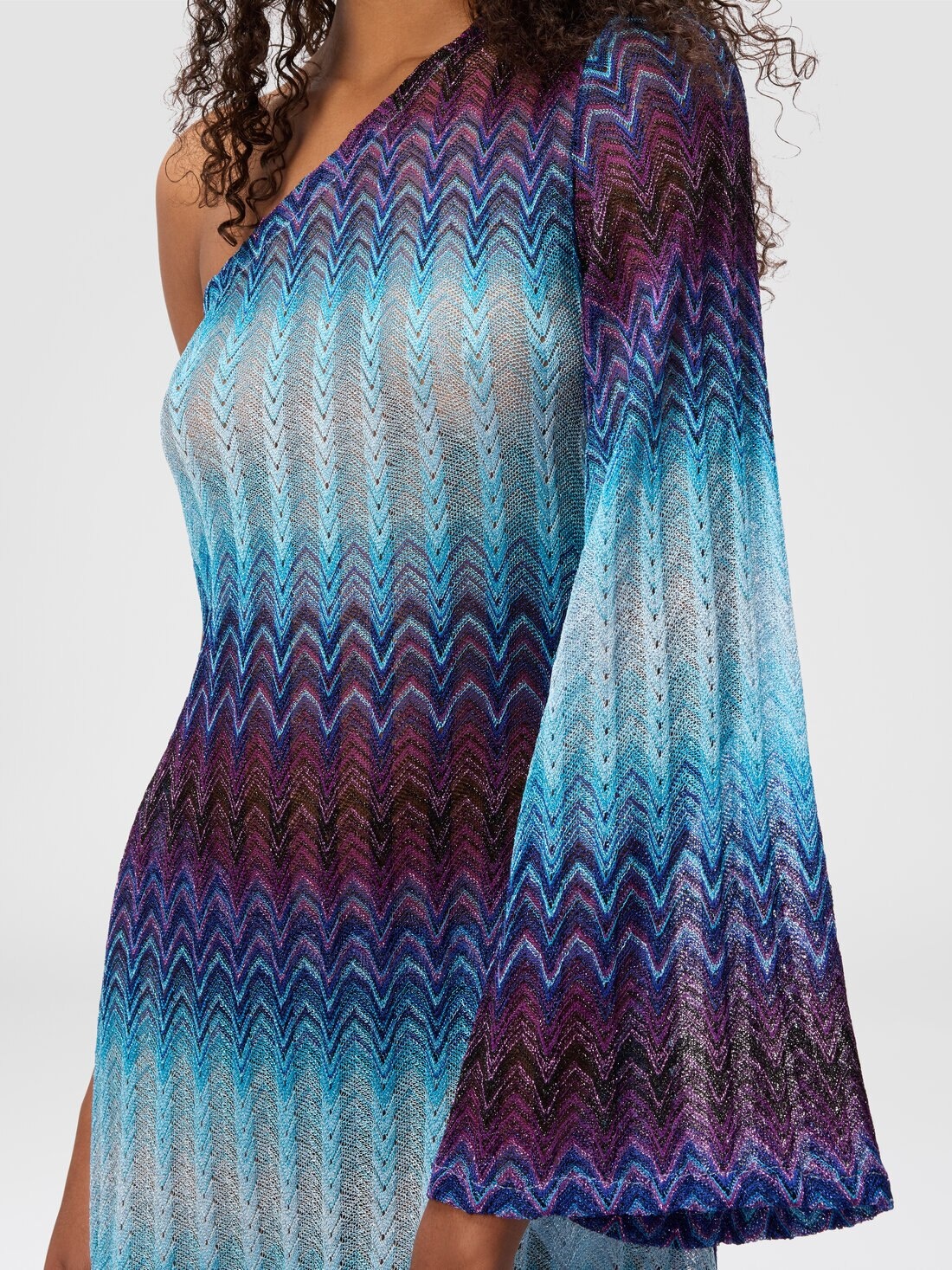 Short one-shoulder cover-up - 4