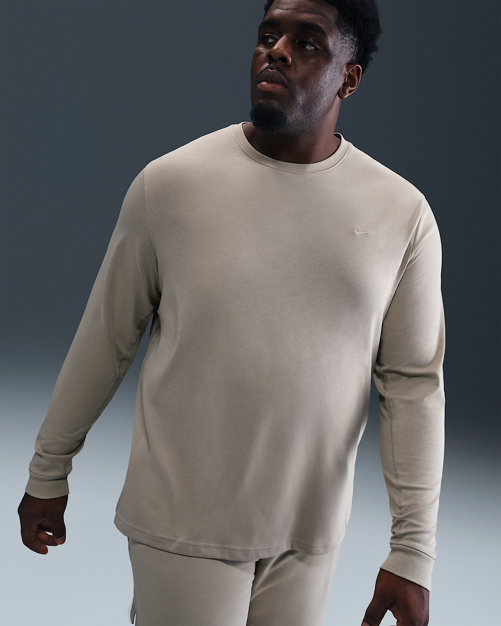 Nike Primary Men's Dri-FIT Long-Sleeve Versatile Top - 8