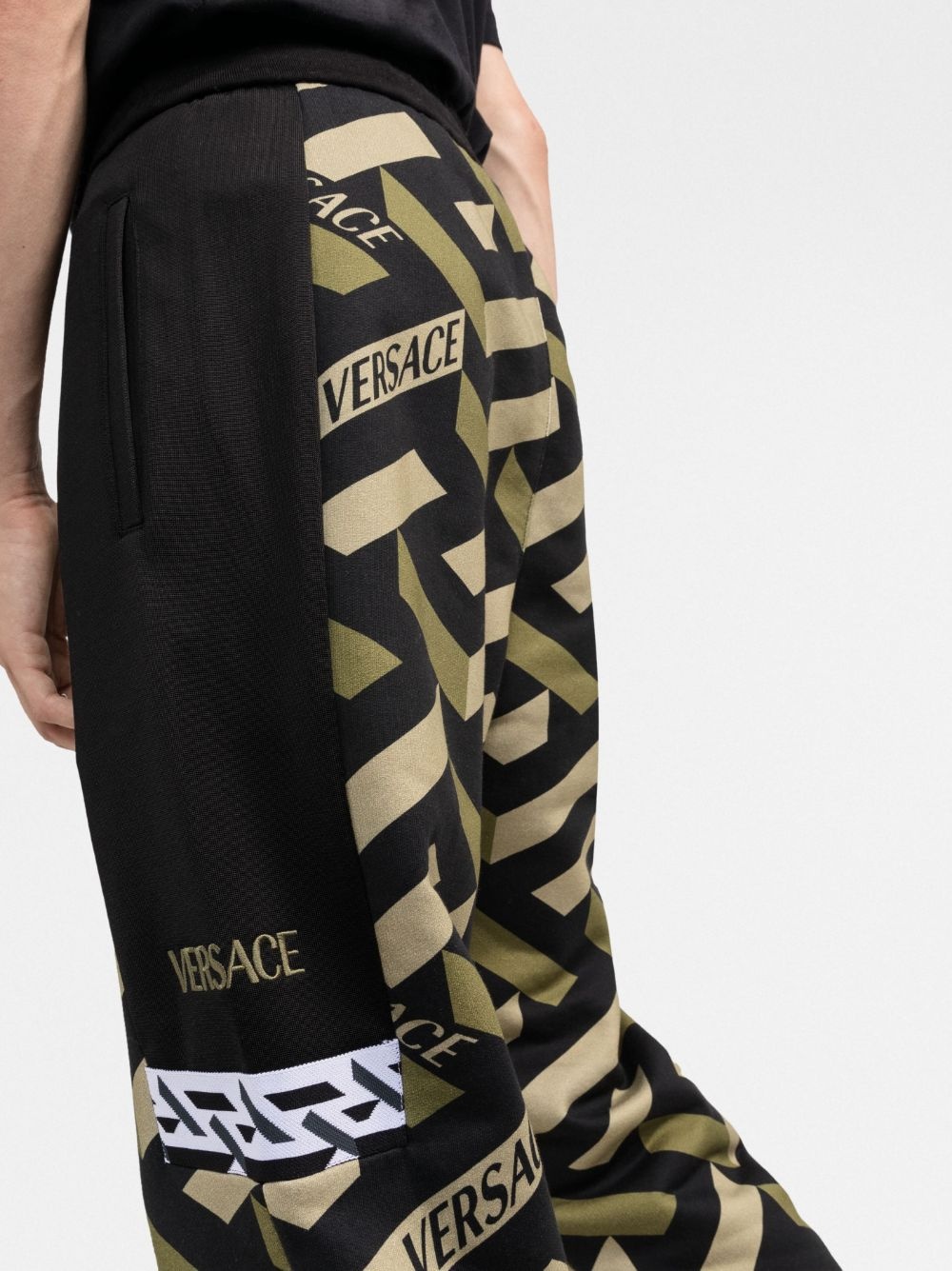 Greca-pattern logo-print trousers - 5