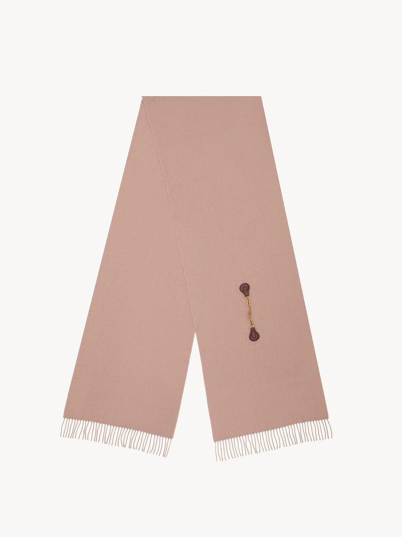 THE CHLOÉ ICONIC SCARF IN WOOL 1
