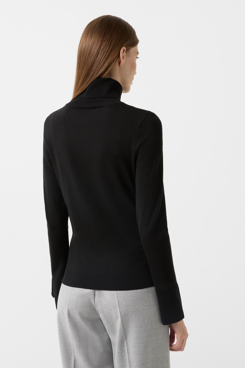Vinny Turtleneck pullover in Black 3