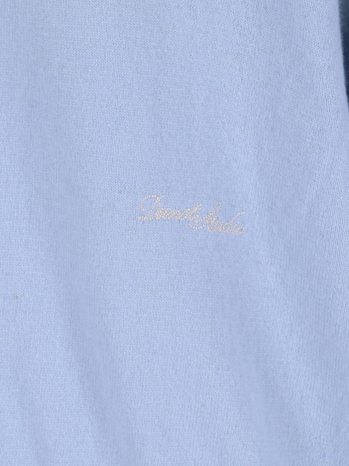 V-NECK 'UNISEX' SWEATER - 3