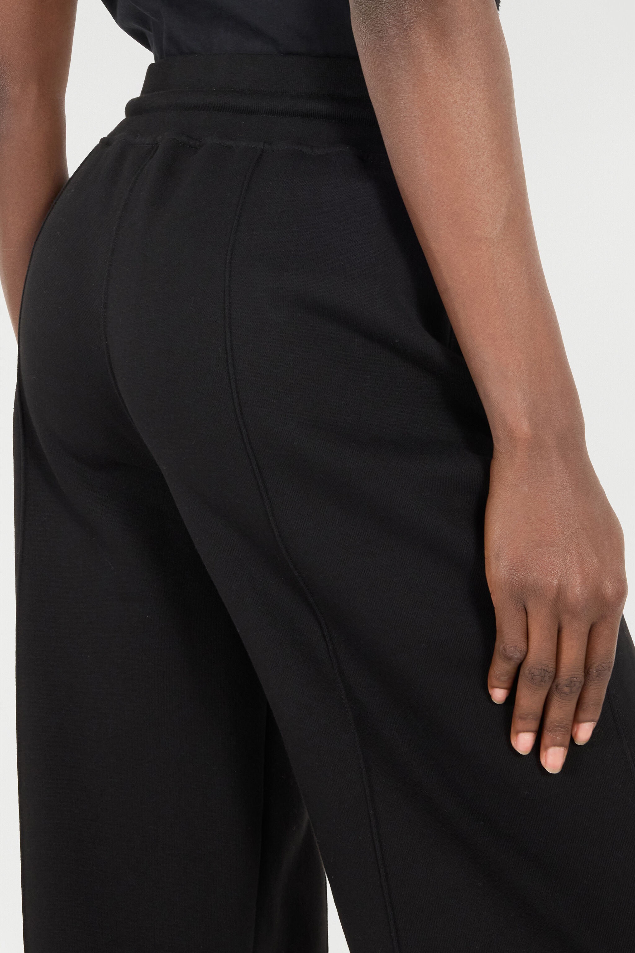 Sporty Pants with Center Stitch - 5