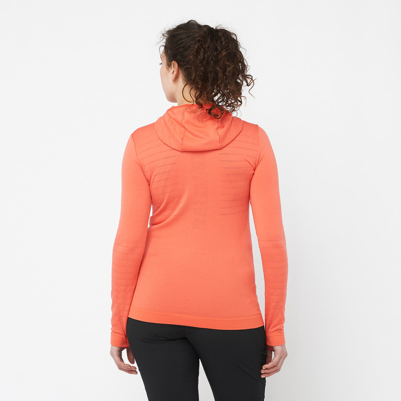 SALOMON ESSENTIAL WOOL outlook