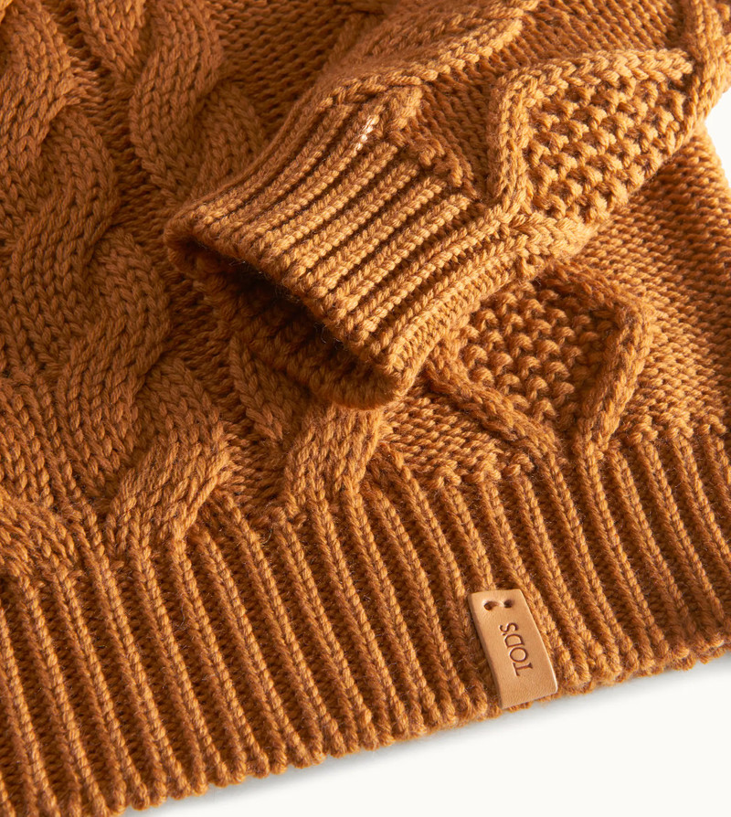 POLO NECK JUMPER - ORANGE 5