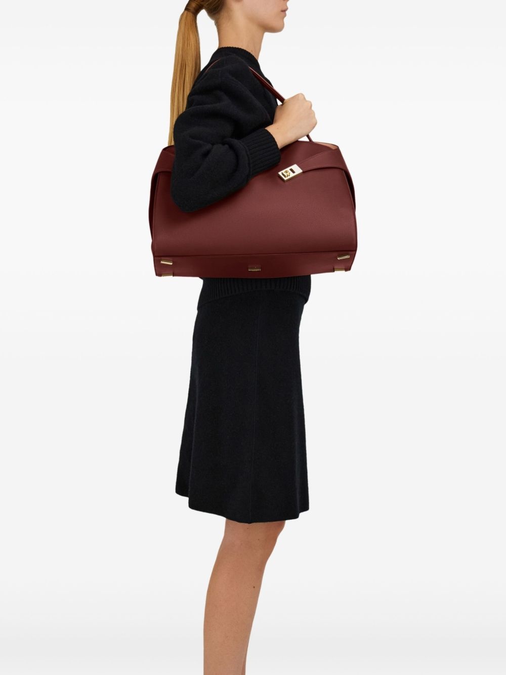 L Hug shoulder bag - 2