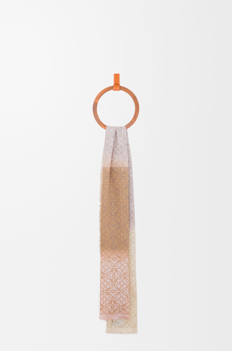 Loewe Scarf in wool, silk and cashmere blend outlook