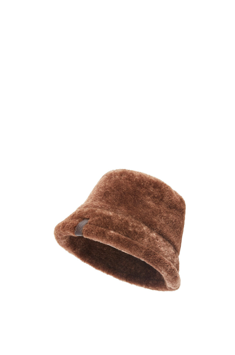 Loewe Bucket hat in shearling outlook