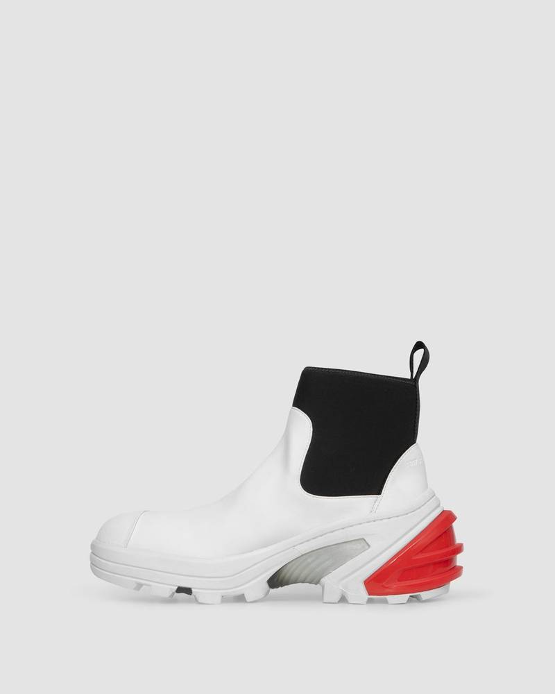 1017 ALYX 9SM MID BOOT WITH VIBRAM SOLE outlook
