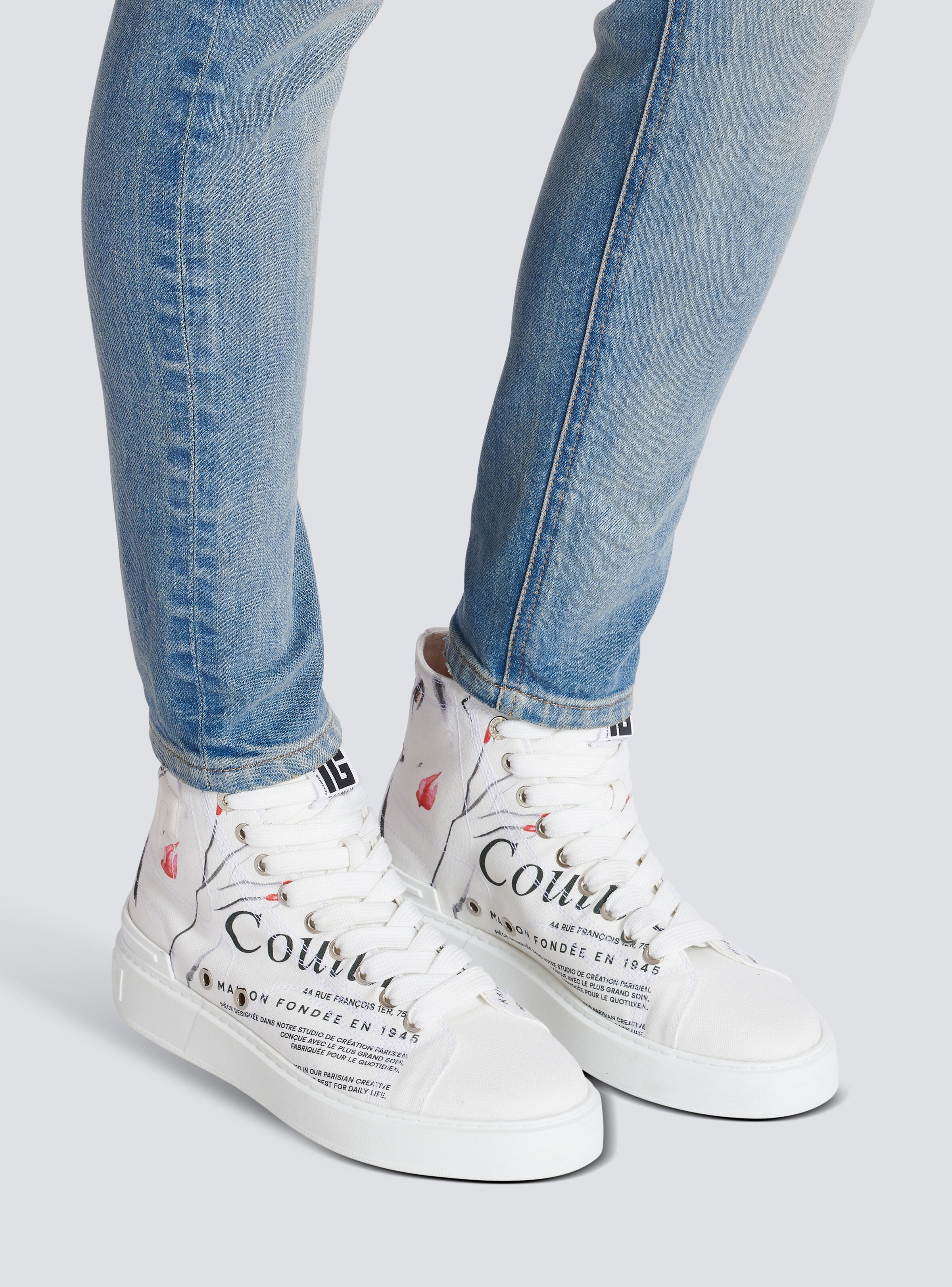 B-Court high-top trainers with Balmain Beauty print - 10