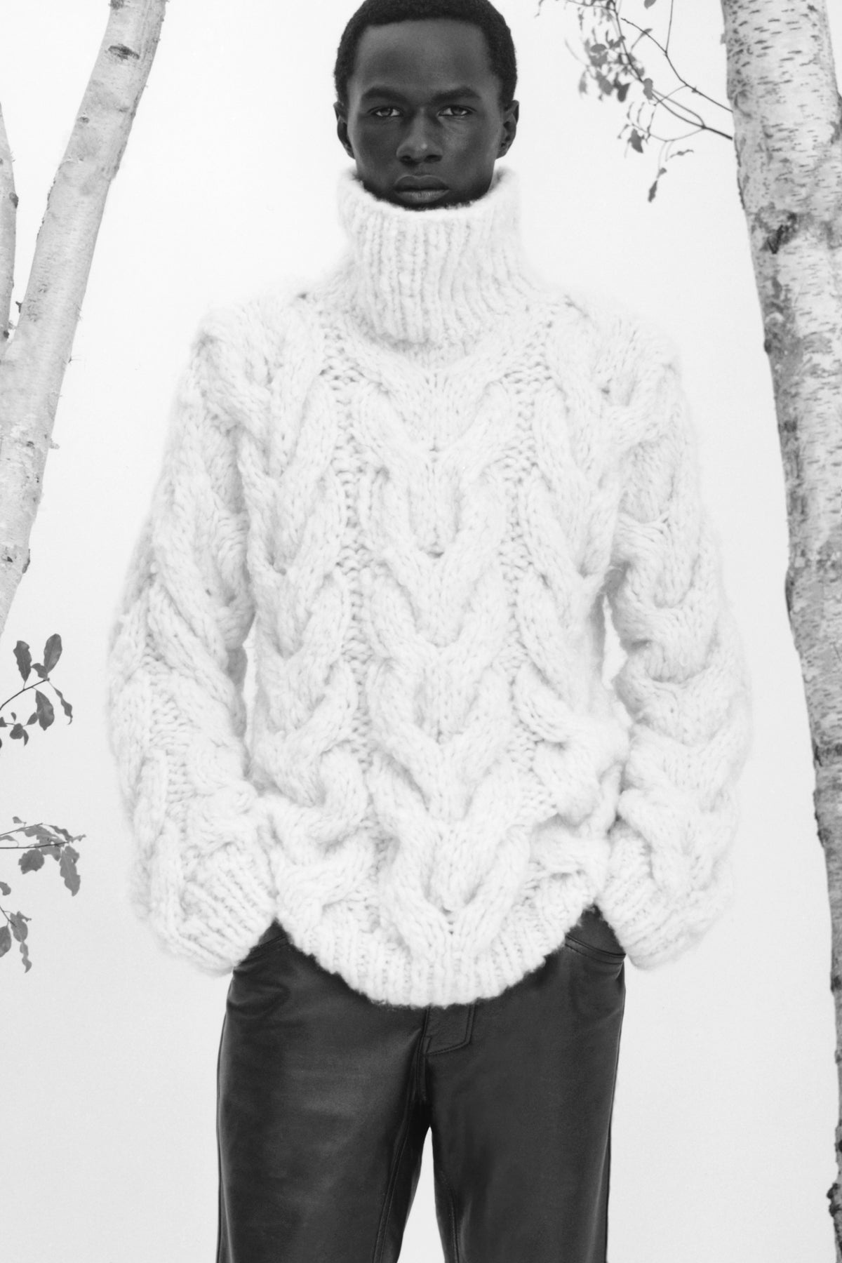 Ray Knit Sweater in Ivory Welfat Cashmere - 2