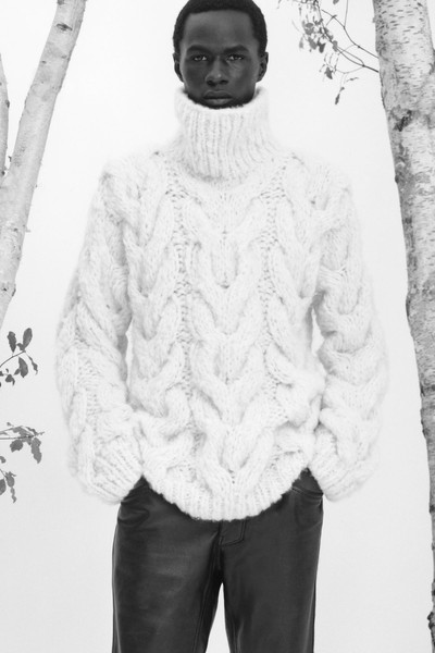 GABRIELA HEARST Ray Knit Sweater in Ivory Welfat Cashmere outlook