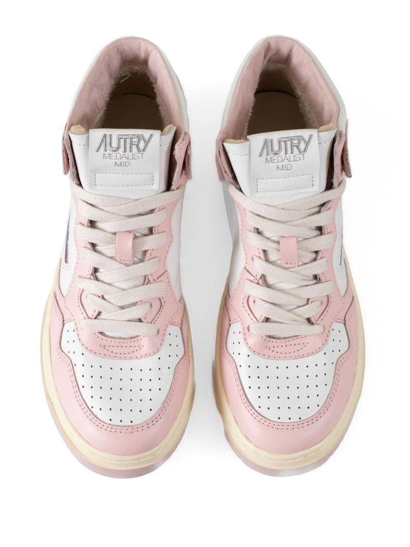 Medalist leather sneakers 3