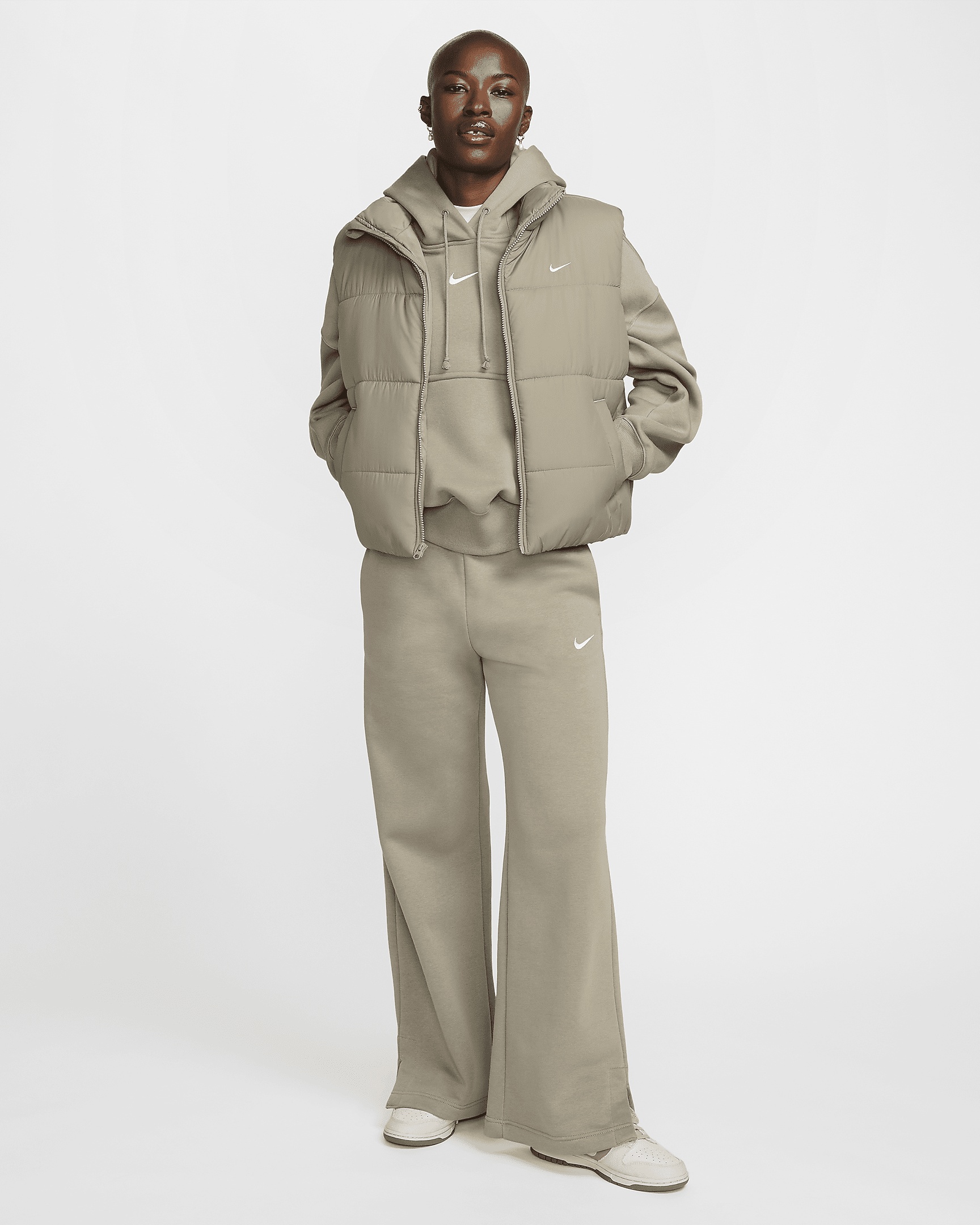 Nike Sportswear Classic Puffer Women's Therma-FIT Loose Vest - 8