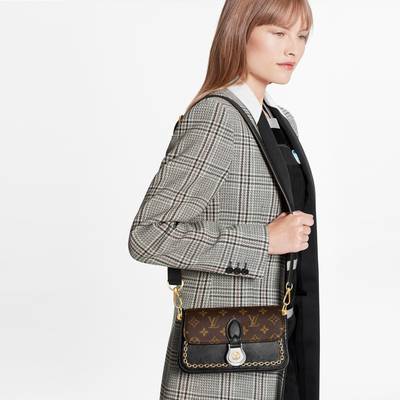 Louis Vuitton Neo Saint Cloud outlook