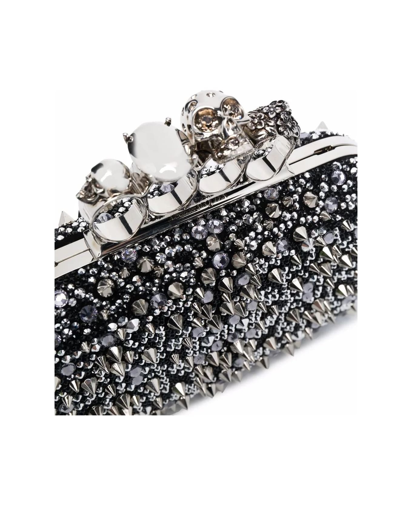 Knuckle Clutch In Black - 3