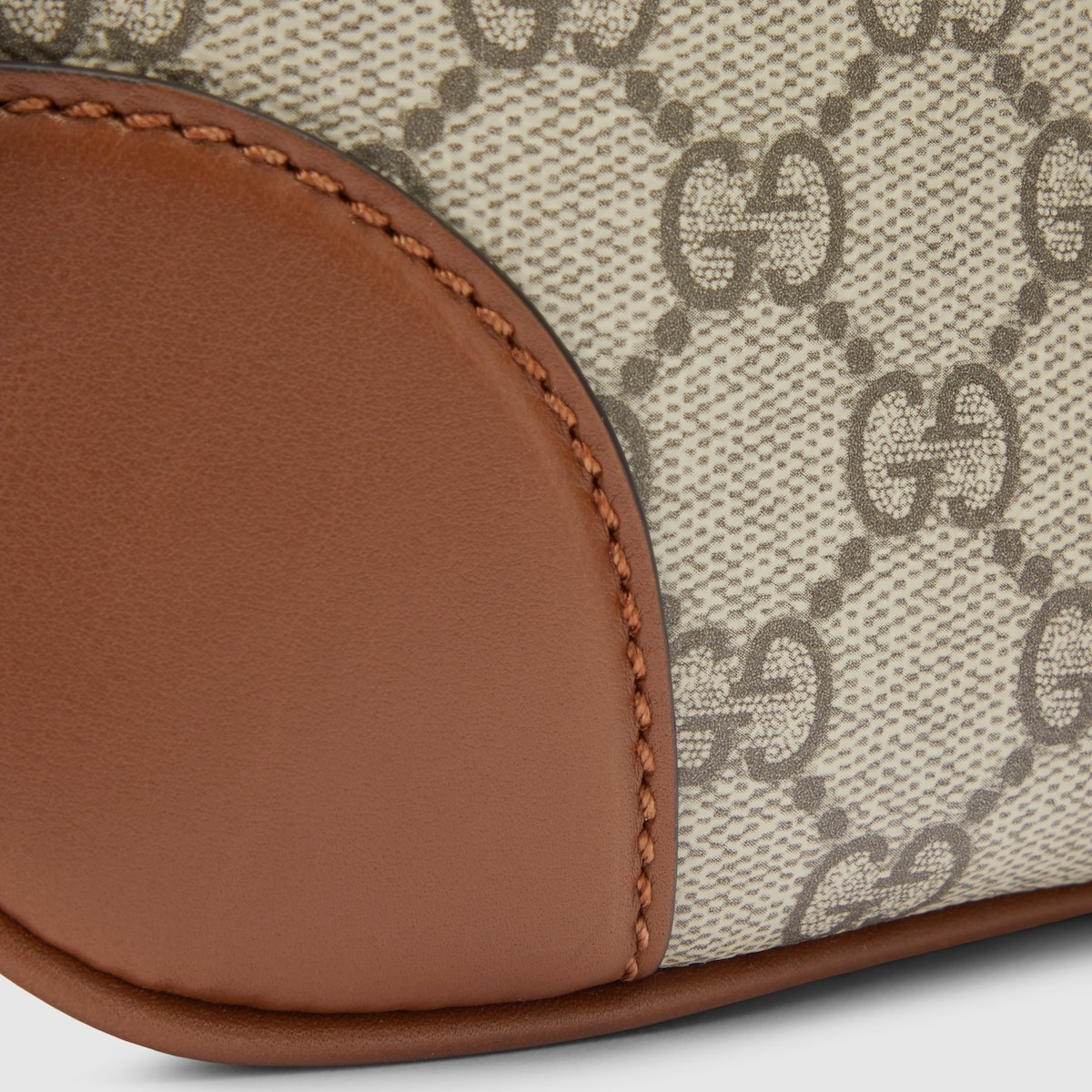 GG Emblem medium belt bag - 3