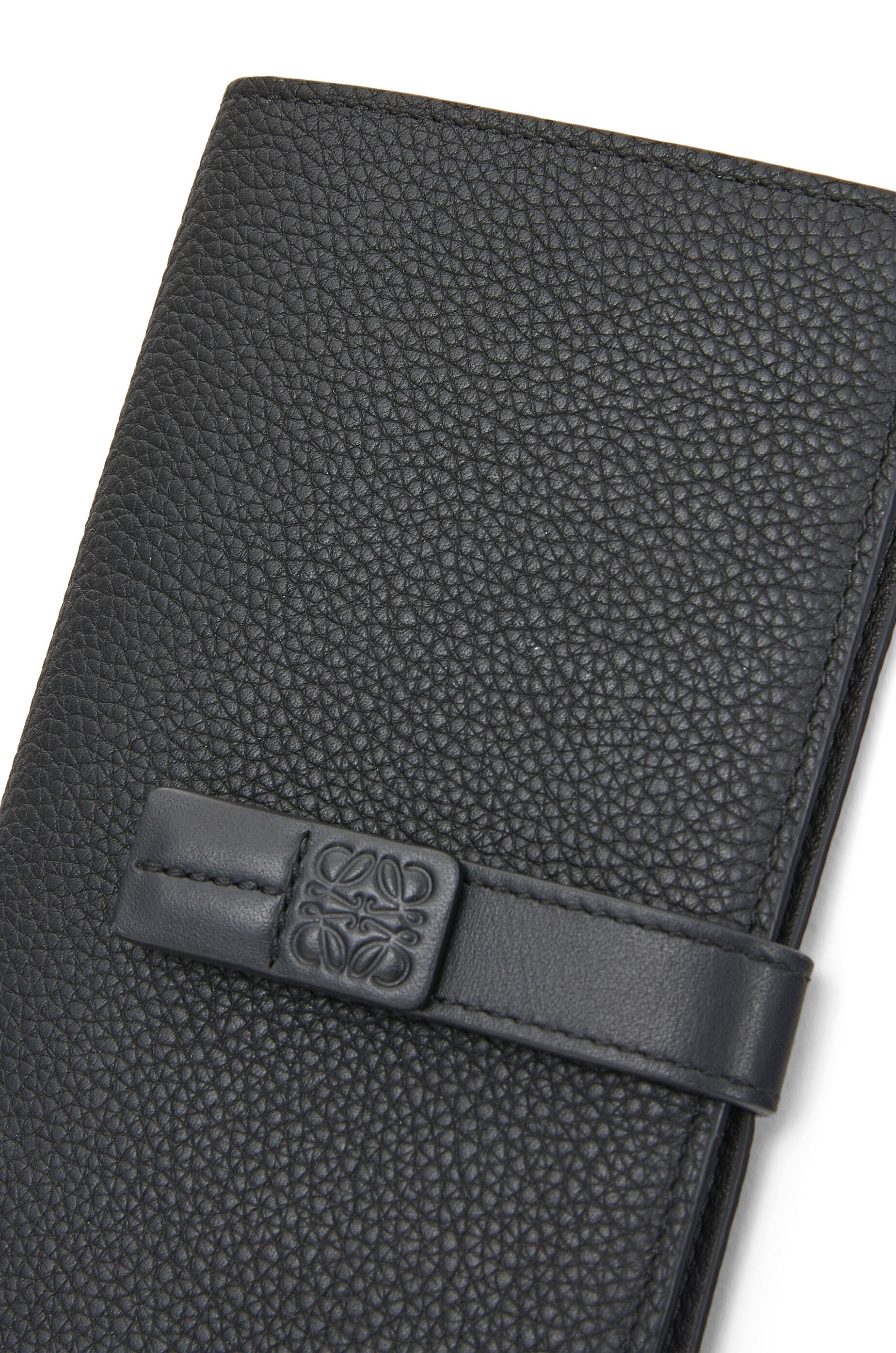 Large vertical wallet in soft grained calfskin - 5