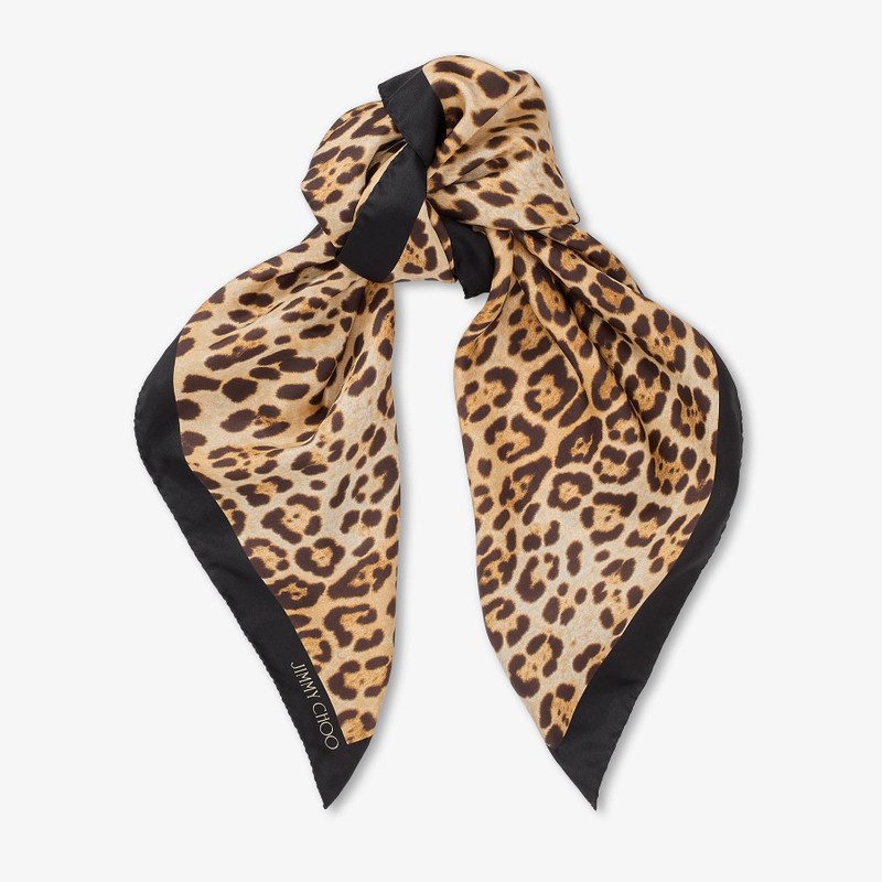 Reta
Natural Leopard Print Silk Foulard 1