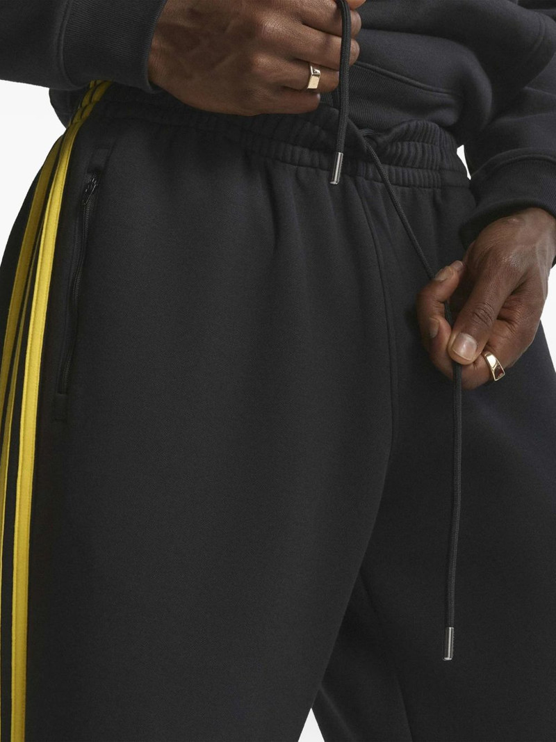 loose-fit track pants 3