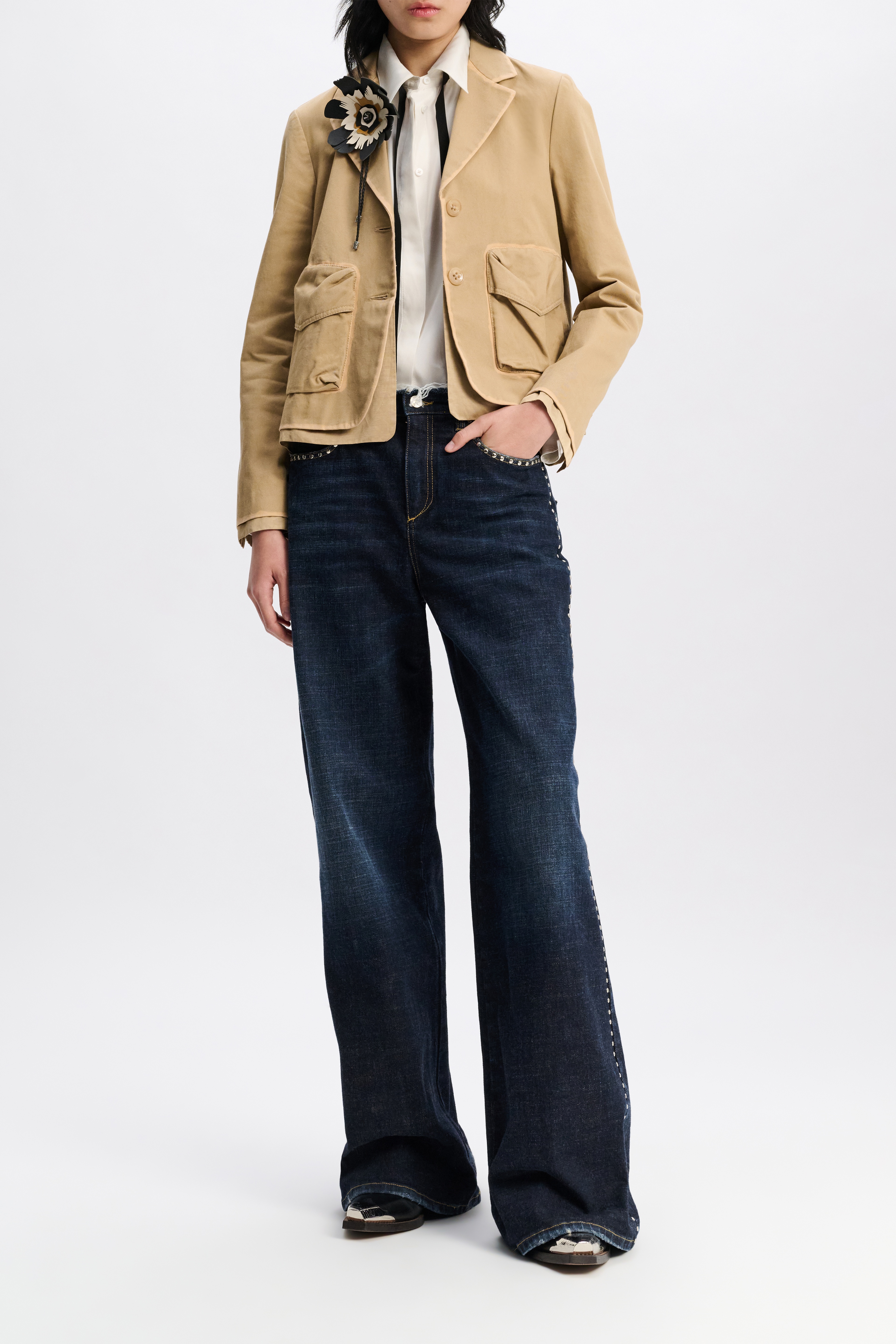 【Dorothee Schumacher】 Perfect Matchベルトコットンジャケッ Perfect Match belted cotton jacket in beige - Dorothee