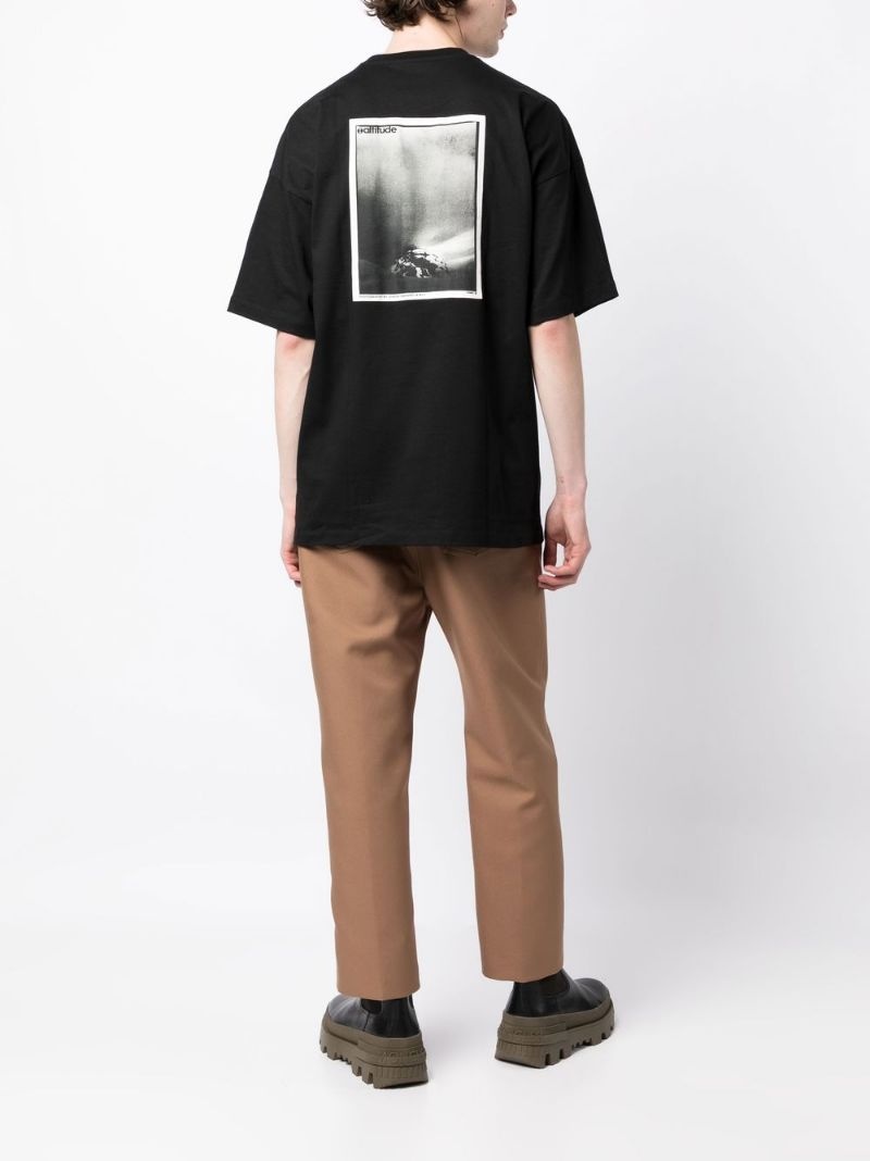graphic-print short-sleeved T-shirt - 2