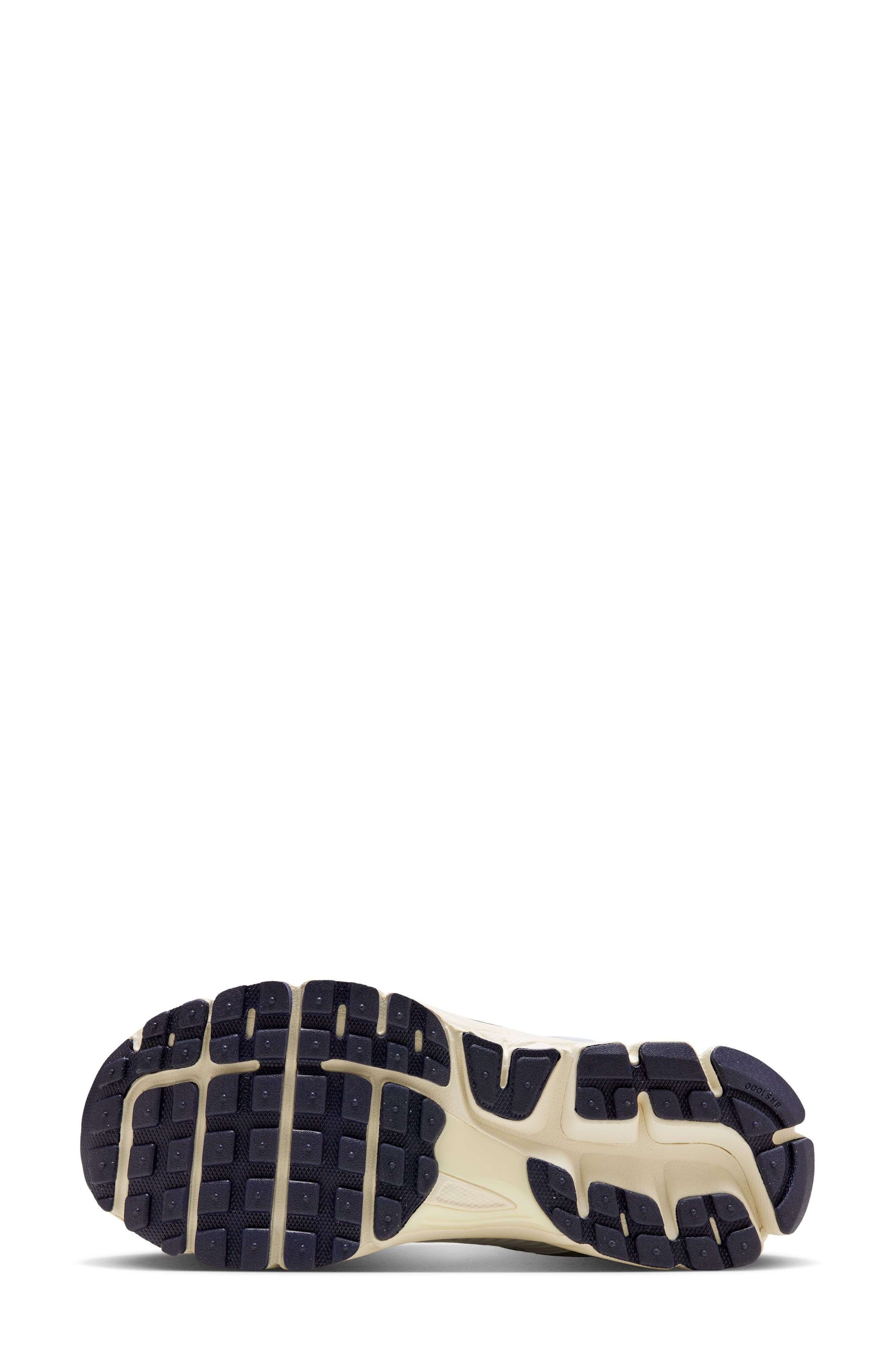 Nike Zoom Vomero 5 Sneaker in Blue Tint/Purple/Milk at Nordstrom - 4