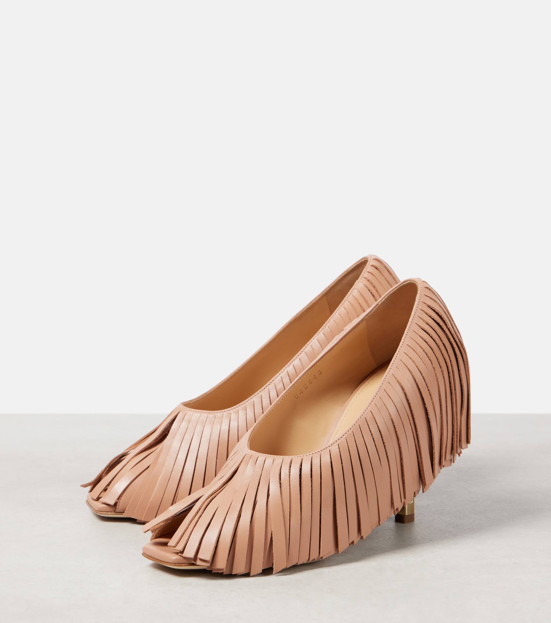 Mona fringed leather pumps - 4