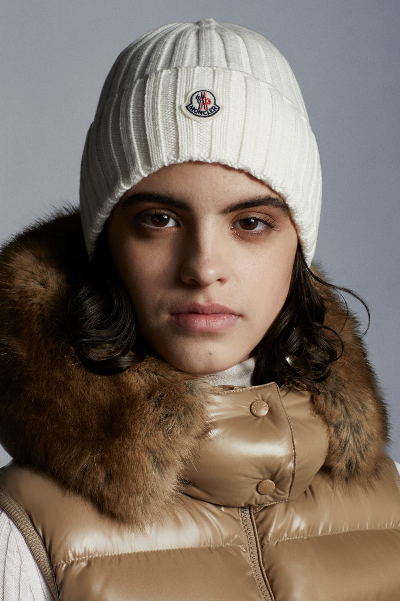 Moncler Wool Beanie outlook