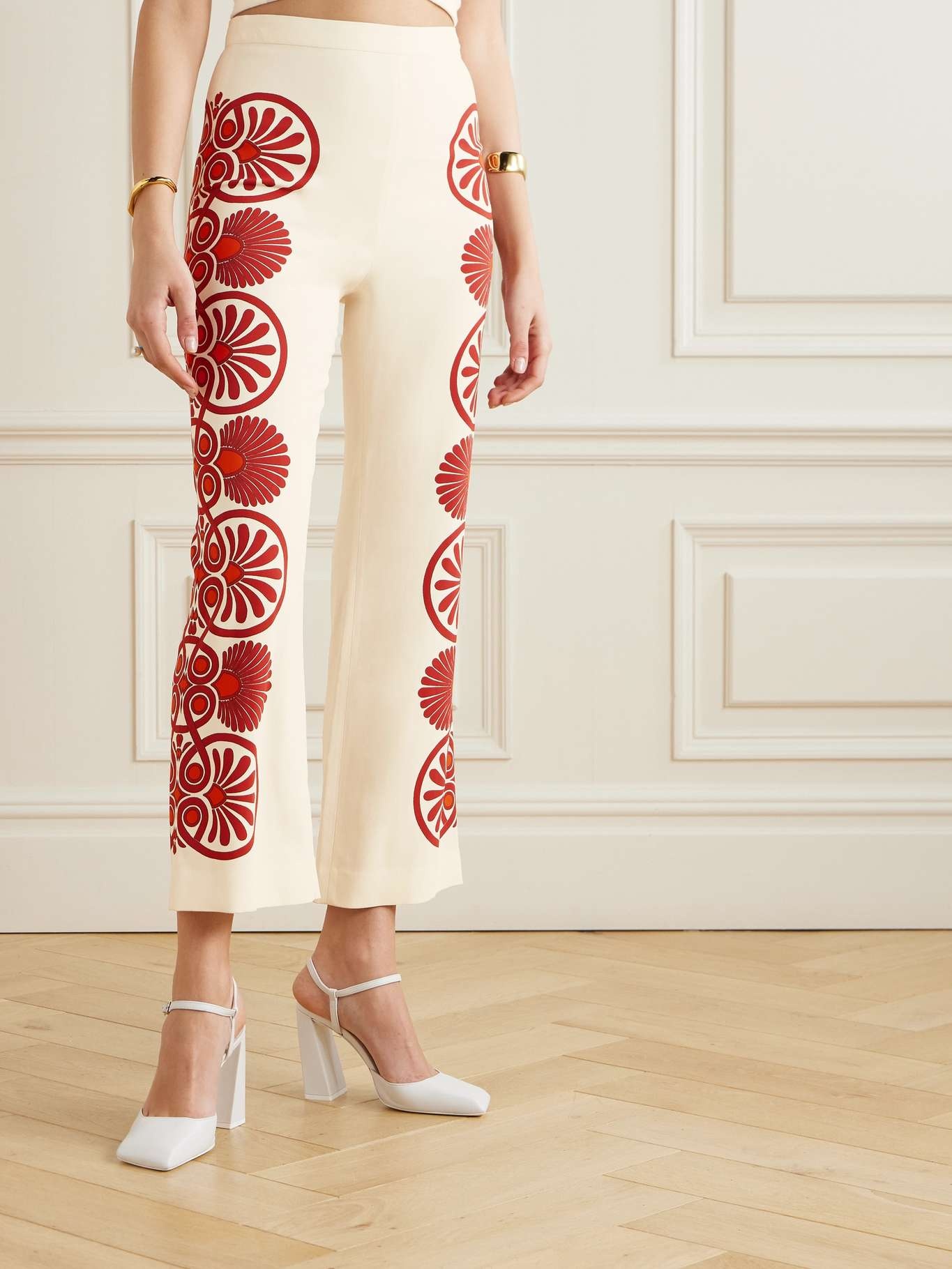 Printed crepe flared pants - 3