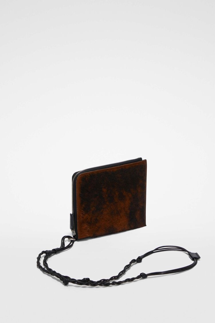 Tangle Passport Holder - 2