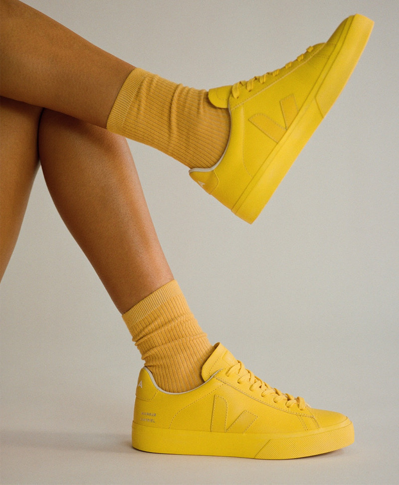 VEJA X MG UNISEX SNEAKER 3