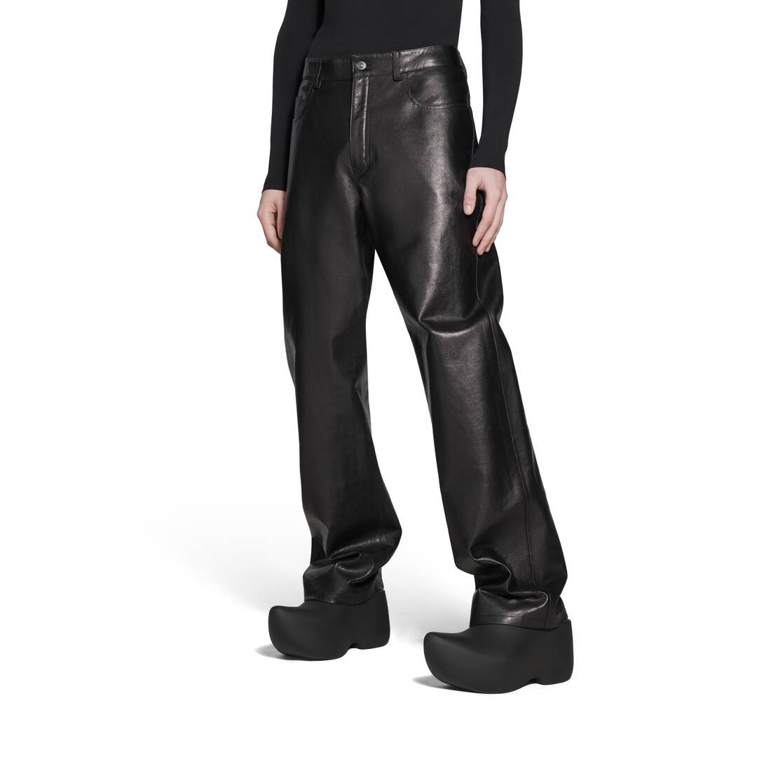 Medium Fit Pants in Black - 5