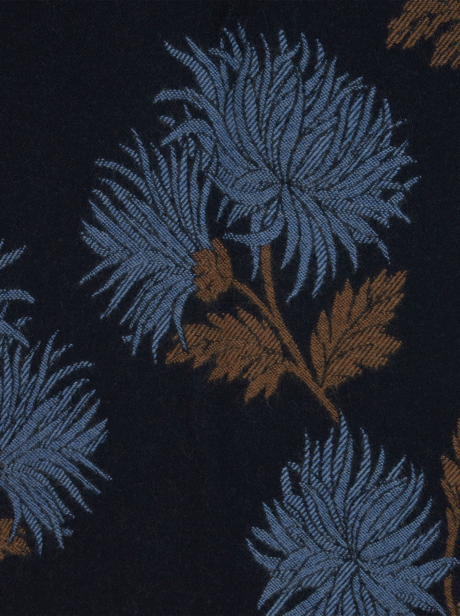 JACQUARD SCARF 3