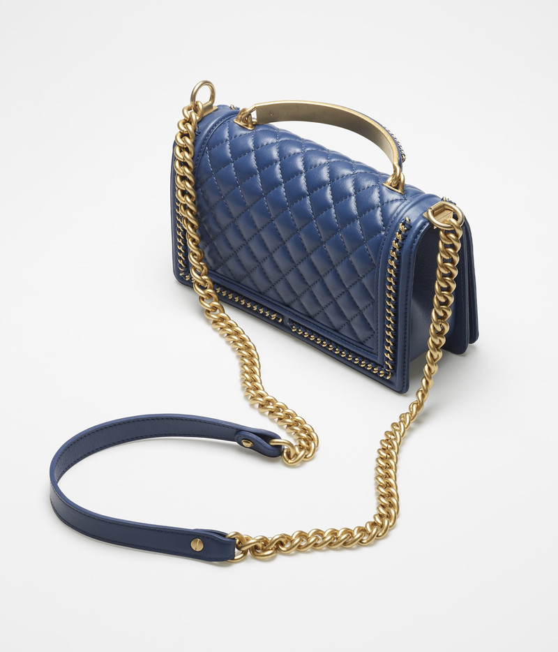 BOY CHANEL Flap Bag with Handle 4