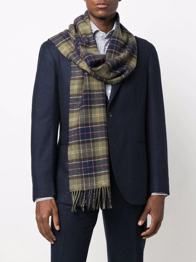 Barbour tartan-print knitted scarf outlook