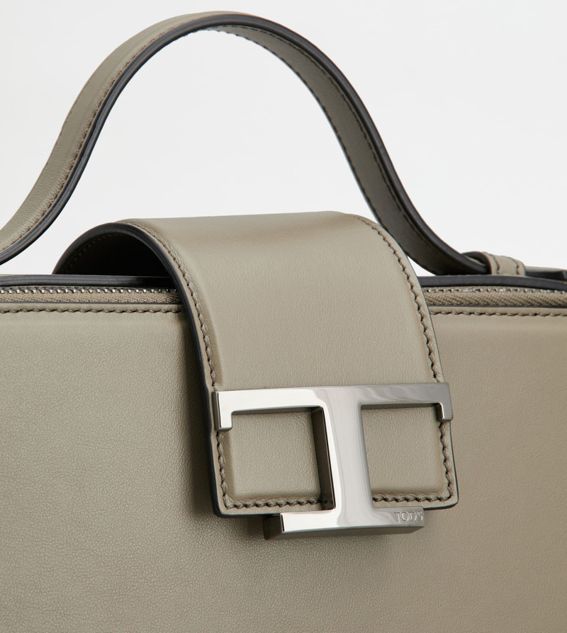 CAMERA BAG IN LEATHER MINI - GREY 4