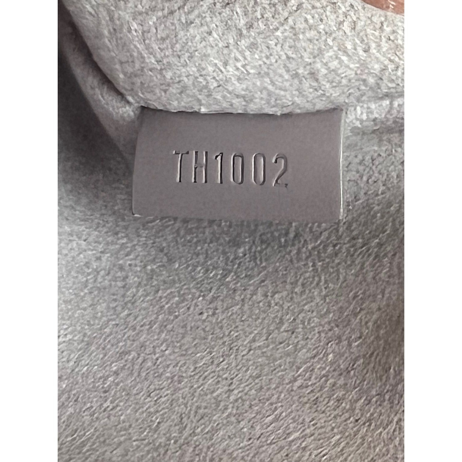 LOUIS VUITTON Epi Jasmin Grey Leather Hand Bag - 10