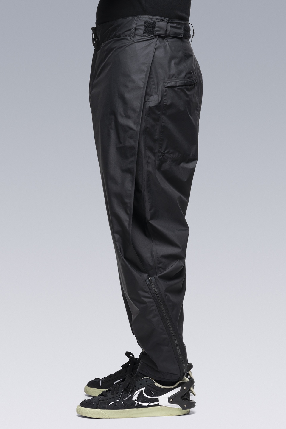 P45-GTPL 2L Gore-Tex Paclite Plus Single Pleat Trouser Black - 21