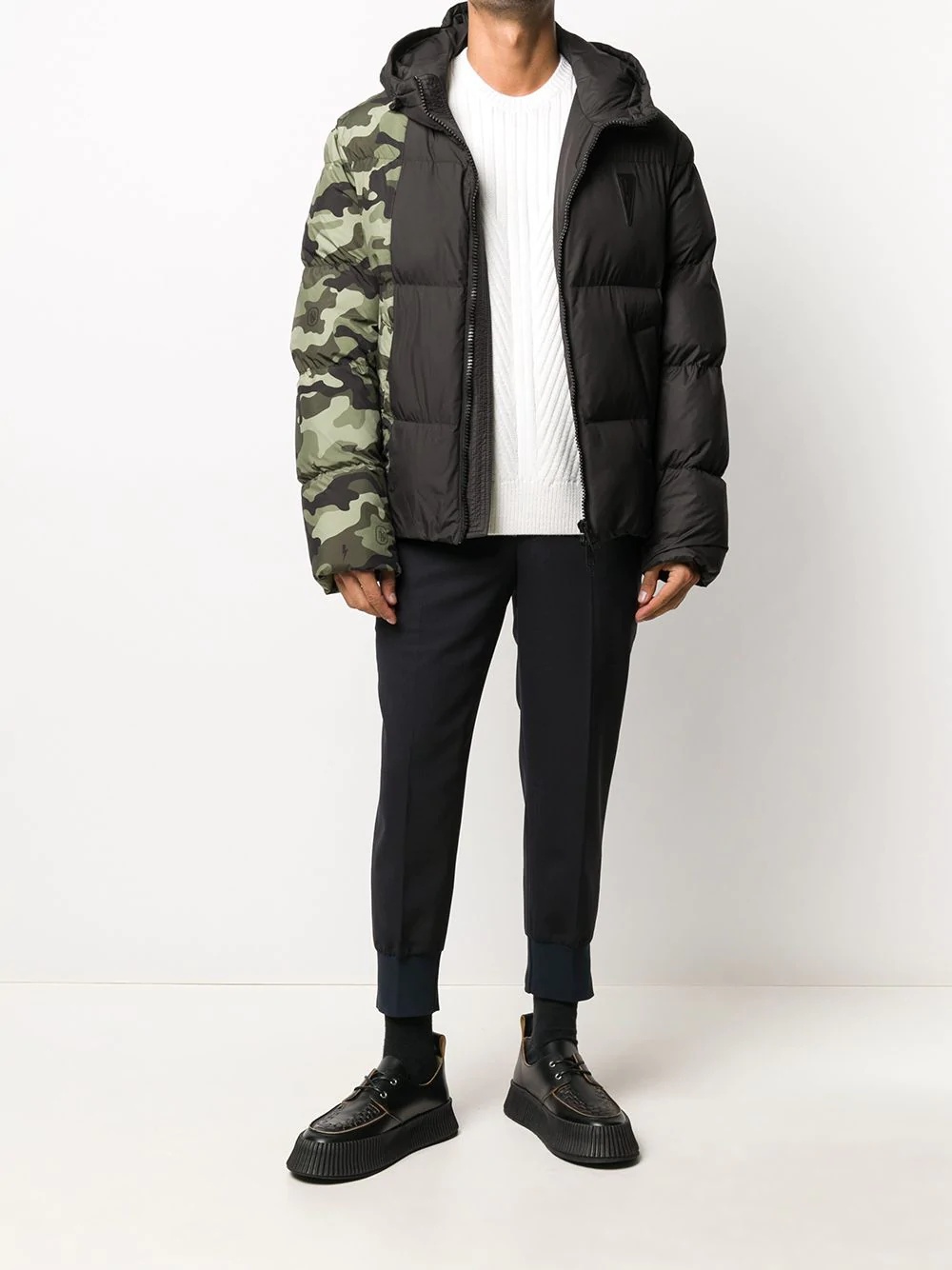 camouflage-print puffer jacket - 2